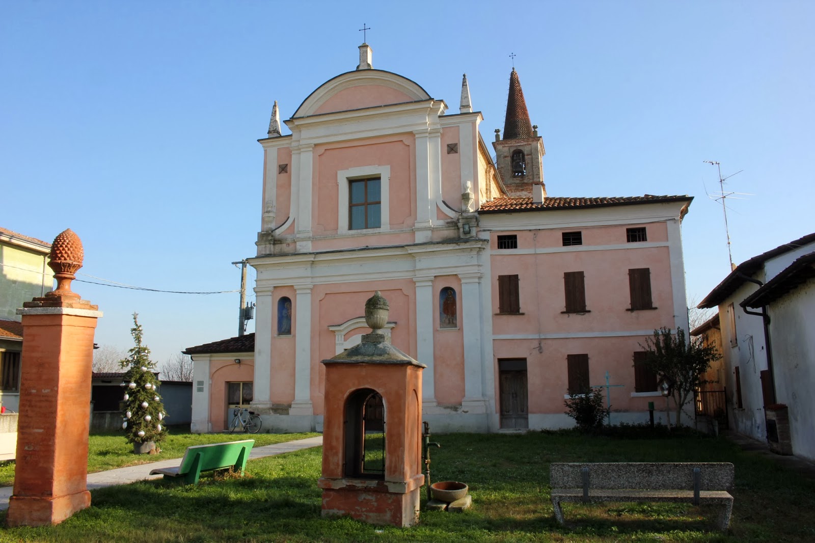 Die wundersamen Quellen der Wallfahrtskirche von San Rocco - Ardola | Secret World Trip Planner