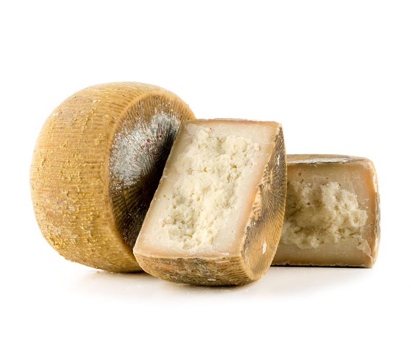 Pecorino Carmasciano - Rocca San Felice | Secret World Trip Planner