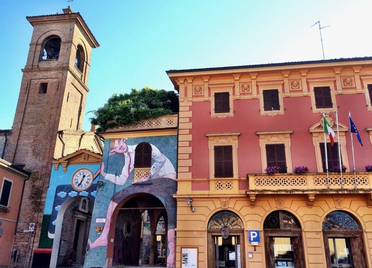 দক্ষিণ of Bologna একটি ক্ষুদ্র মধ্যযুগীয় গ্রাম, Dozza দ্বারা প্রভাবিত poss - Dozza | Secret World Trip Planner