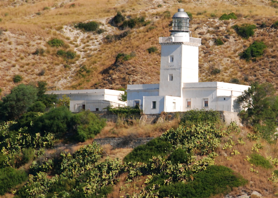 Kalábria: Maják Capo Spartivento - Via Faro Capo Spartivento | Secret World Trip Planner