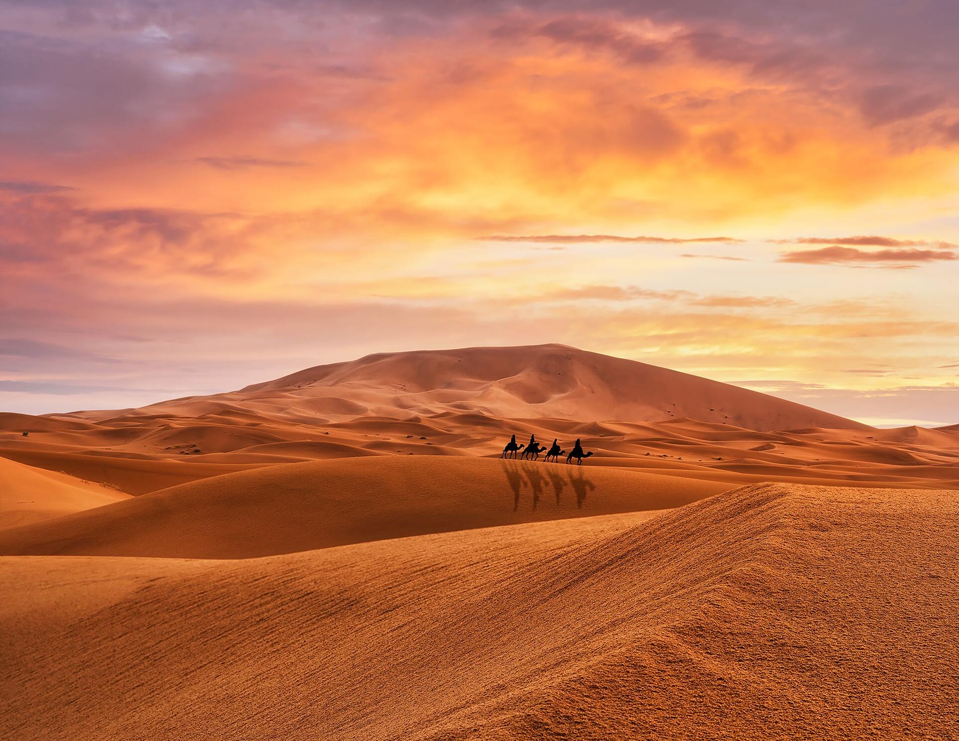 Die marokkanische Legende besagt, dass die Sanddünen des Erg Chebbi von Gott als Strafe geschickt wurden — Erg Chebbi