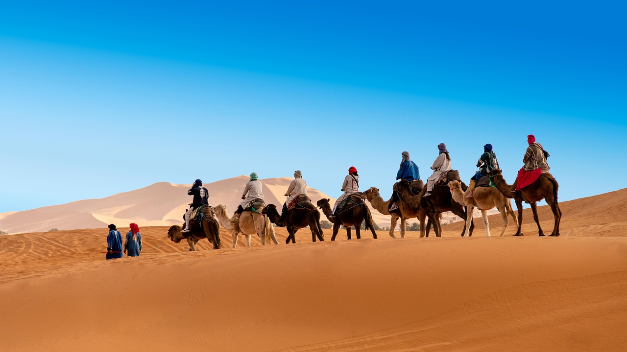 Die marokkanische Legende besagt, dass die Sanddünen des Erg Chebbi von Gott als Strafe geschickt wurden - Erg Chebbi | Secret World Trip Planner