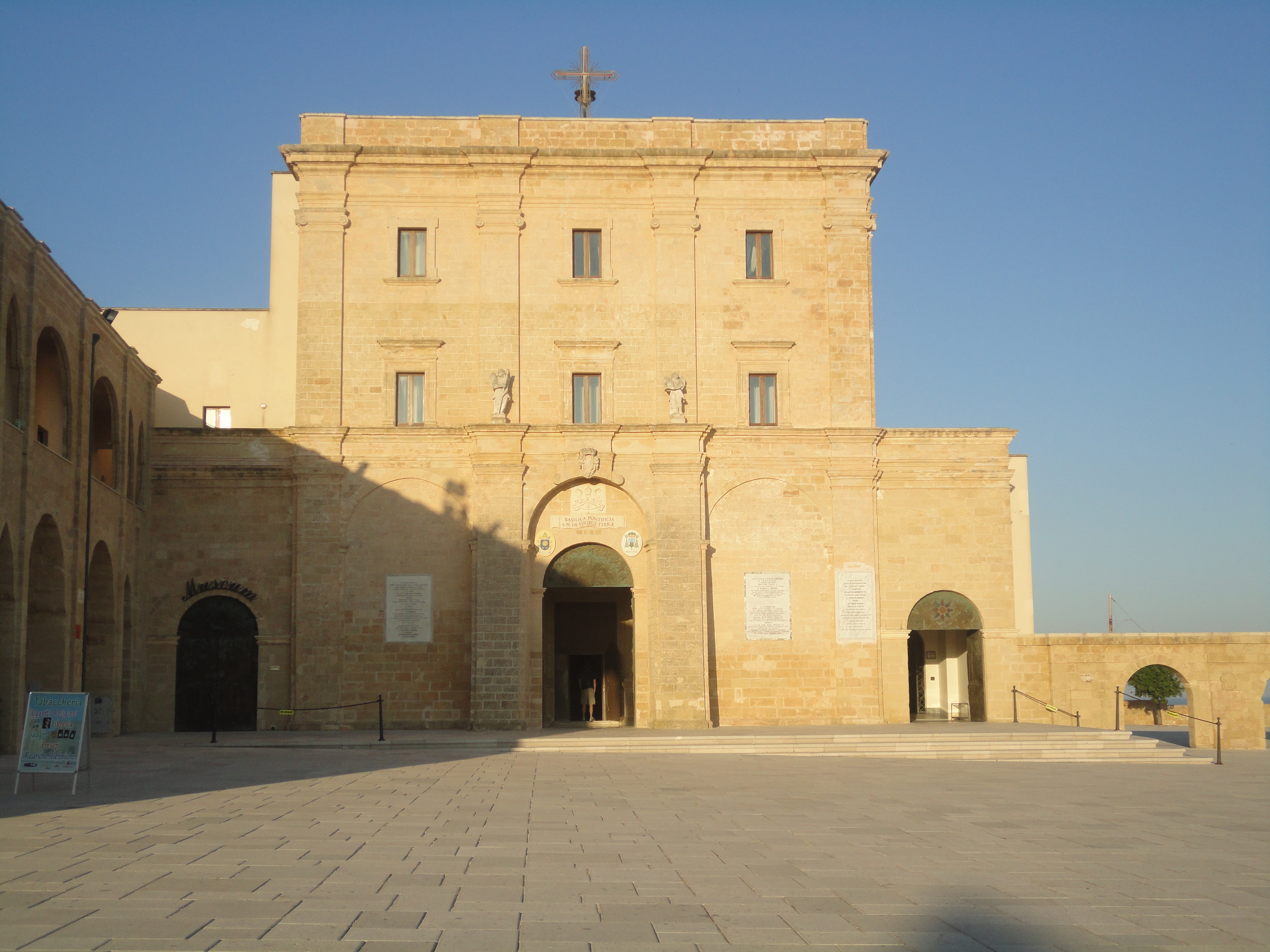 Apulien: Santa Maria de Finibus Terrae - Santa Maria di Leuca | Secret World Trip Planner