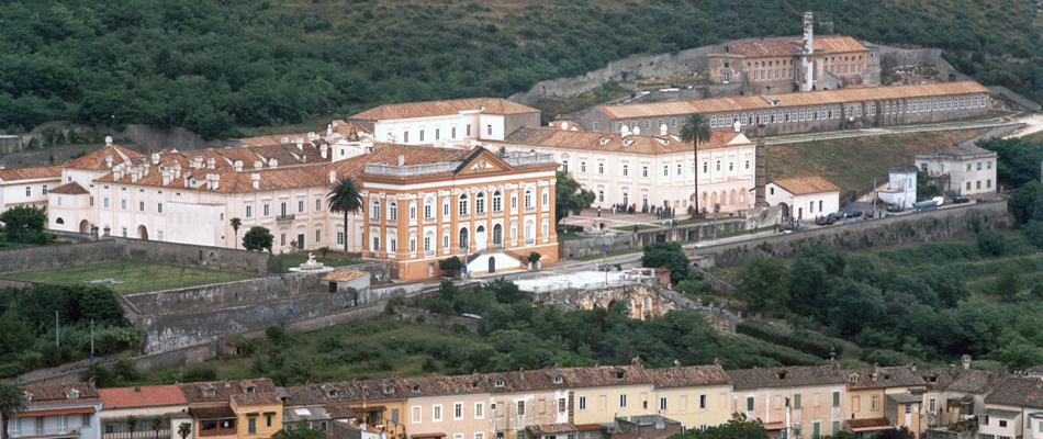 Vechea fabrică de mătase din San Leucio - Caserta | Secret World Trip Planner