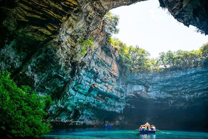 Melissani-Höhle, ein wunderbares Juwel der Insel Kefalonia — ????? ?????????