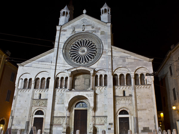 Kathedrale von Modena - Modena | Secret World Trip Planner