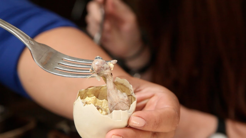 Balut - Die Philippinen - Manila | Secret World Trip Planner