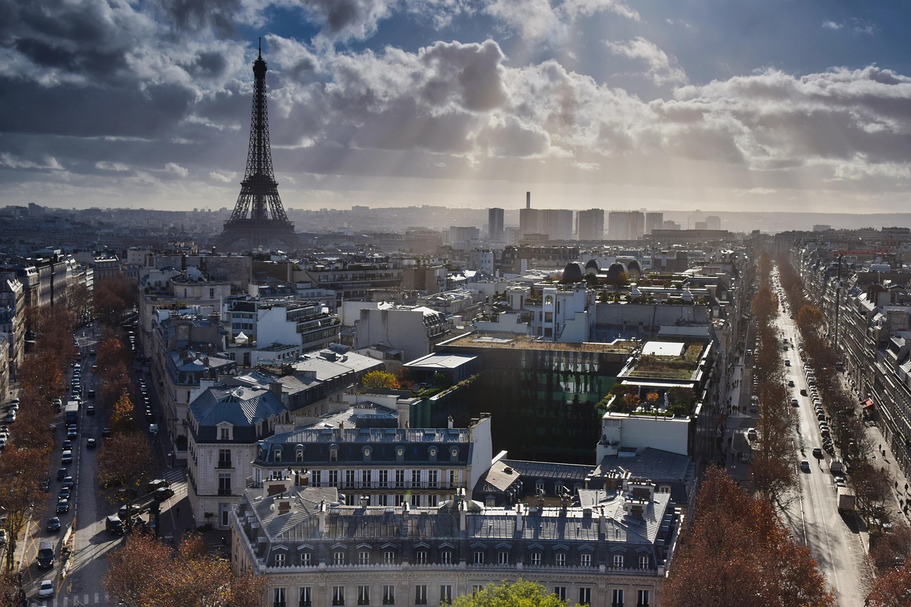The Tour Eiffel is surely the timeless symbol of Paris - Paris | Secret World Trip Planner