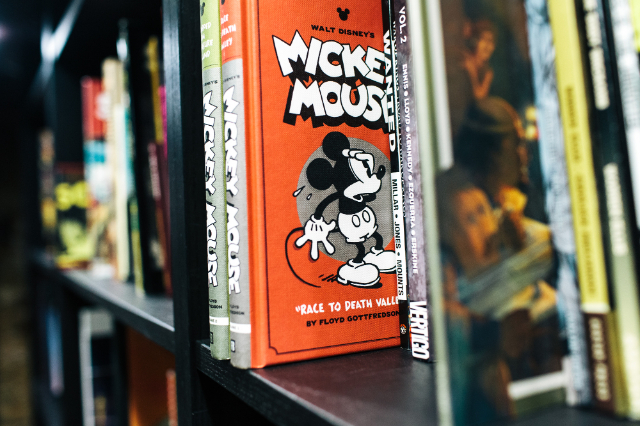 La biblioteca del fumetto di Atene - Athina | Secret World Trip Planner