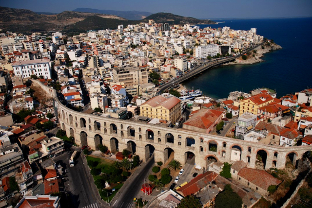 Das Aquädukt von Kavala - Kavala | Secret World Trip Planner