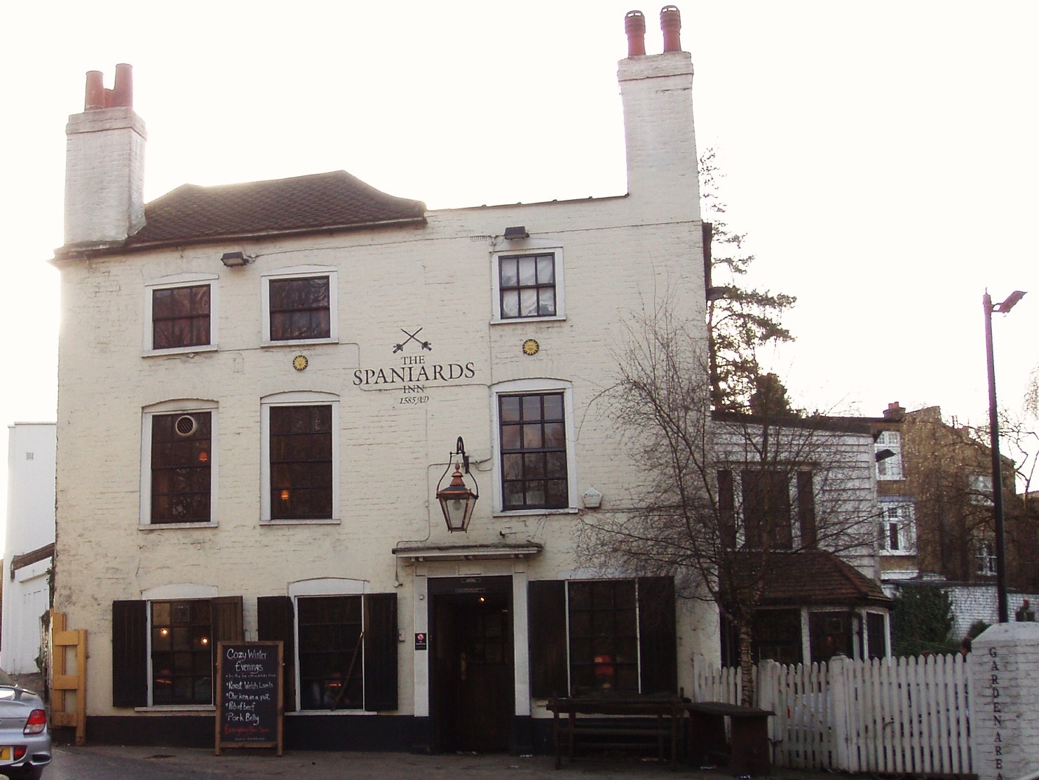 Das Gasthaus der Spanier - Hampstead | Secret World Trip Planner