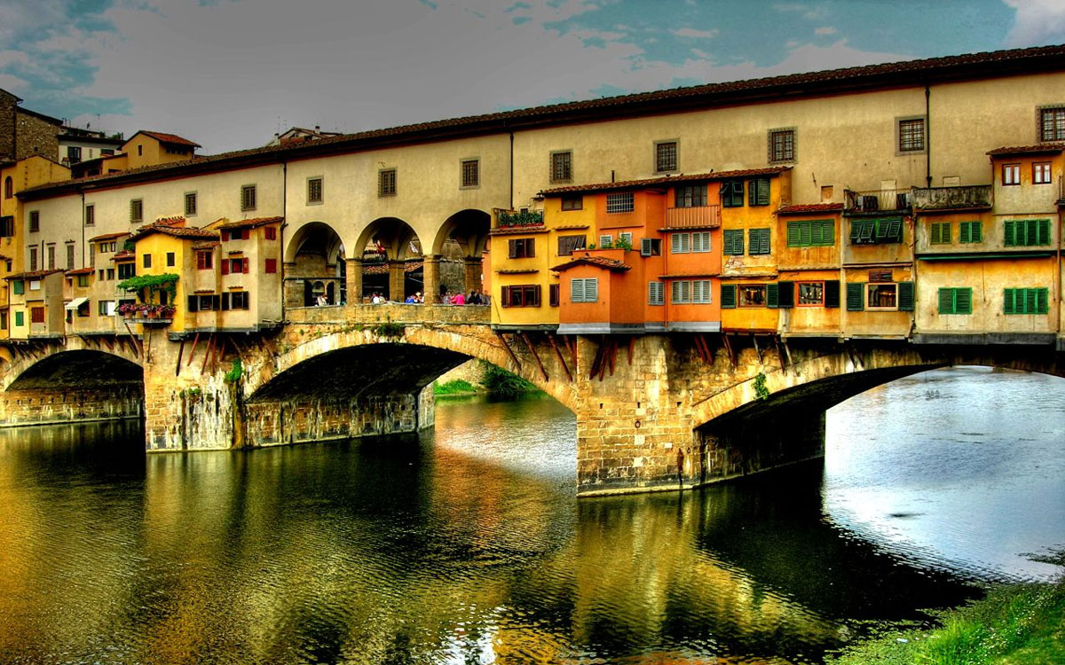ಸ್ಕೈಕೊ - Ponte Vecchio | Secret World Trip Planner