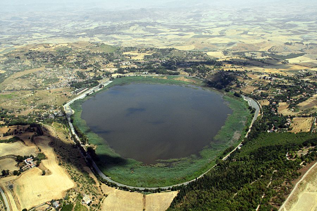 Pergusa Lake - Lago di Pergusa | Secret World Trip Planner