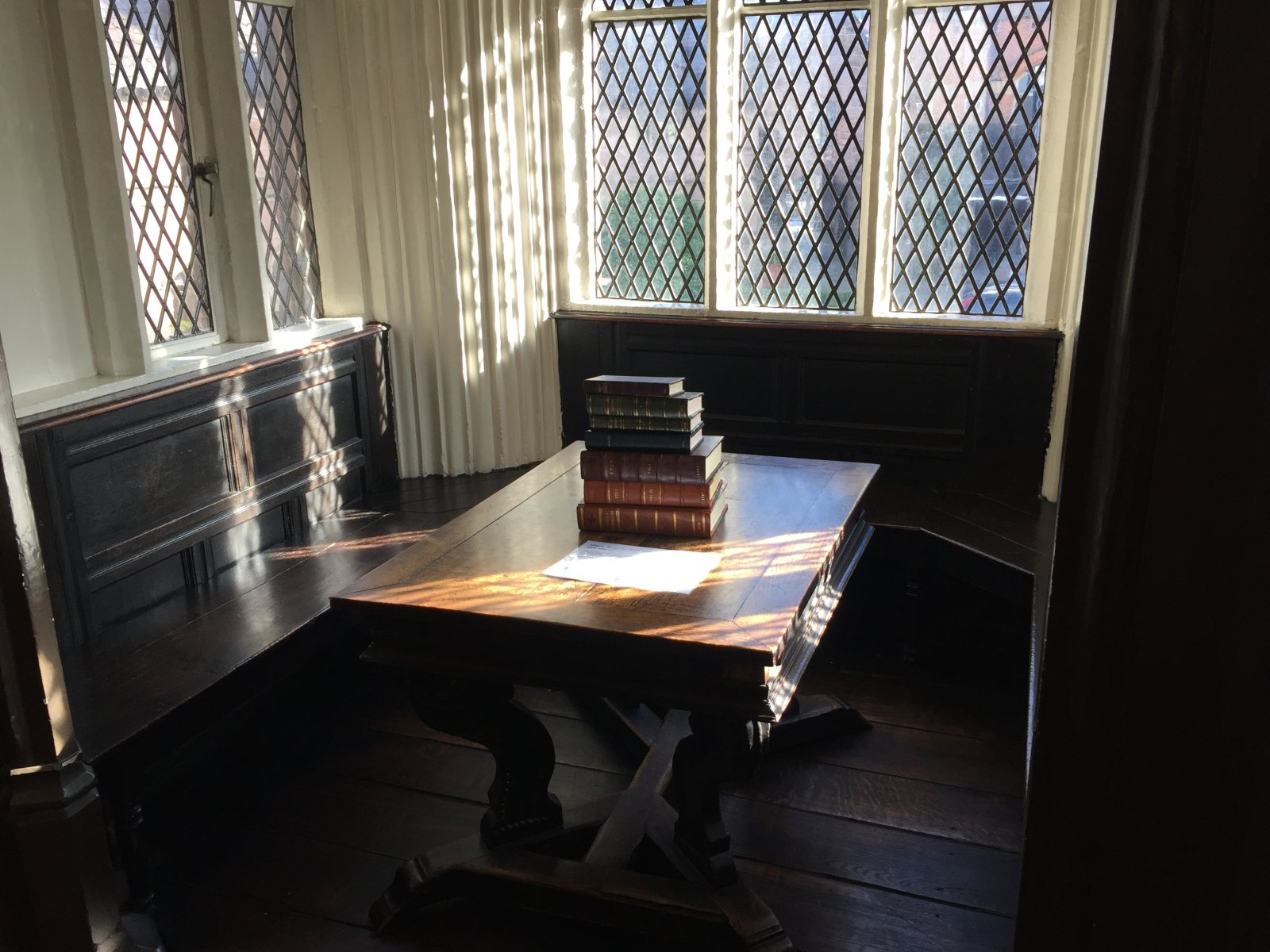 Chetham’s Library - Long Millgate | Secret World Trip Planner