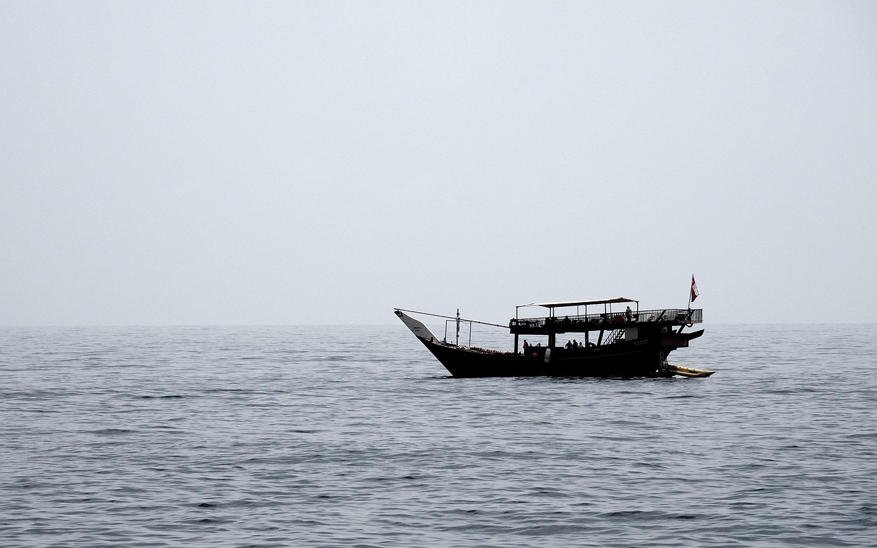 Viele Menschen vermissen die Halbinsel Musandam auf ihrer Oman-Reise, weil sie aufgrund der unterschiedlichen - governatorato di Musandam | Secret World Trip Planner