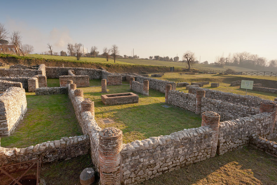 Aeclanum Antic - Passo di Mirabella-pianopantano | Secret World Trip Planner