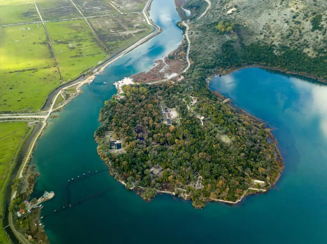 Die Schichten des Nationalparks Butrint enthüllen: Eine Reise durch Zeit und Natur | Secret World Trip Planner