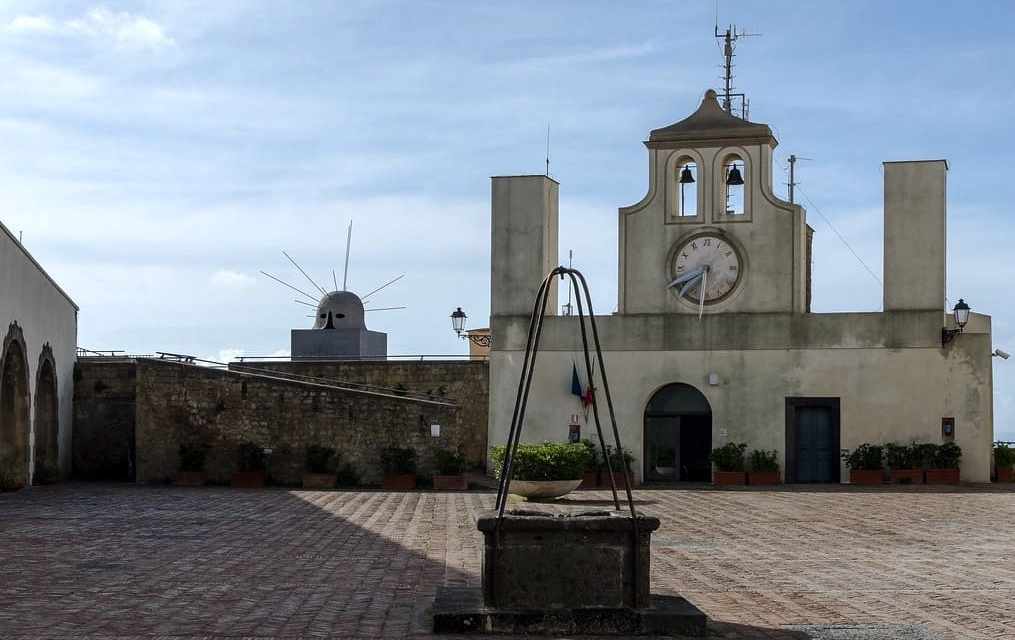Castel Sant'elmo I Museu Del Segle Xx - Napoli | Secret World Trip Planner