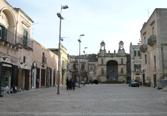 Piazza del Sedile: Matera dzīvojamā istaba - Matera | Secret World Trip Planner