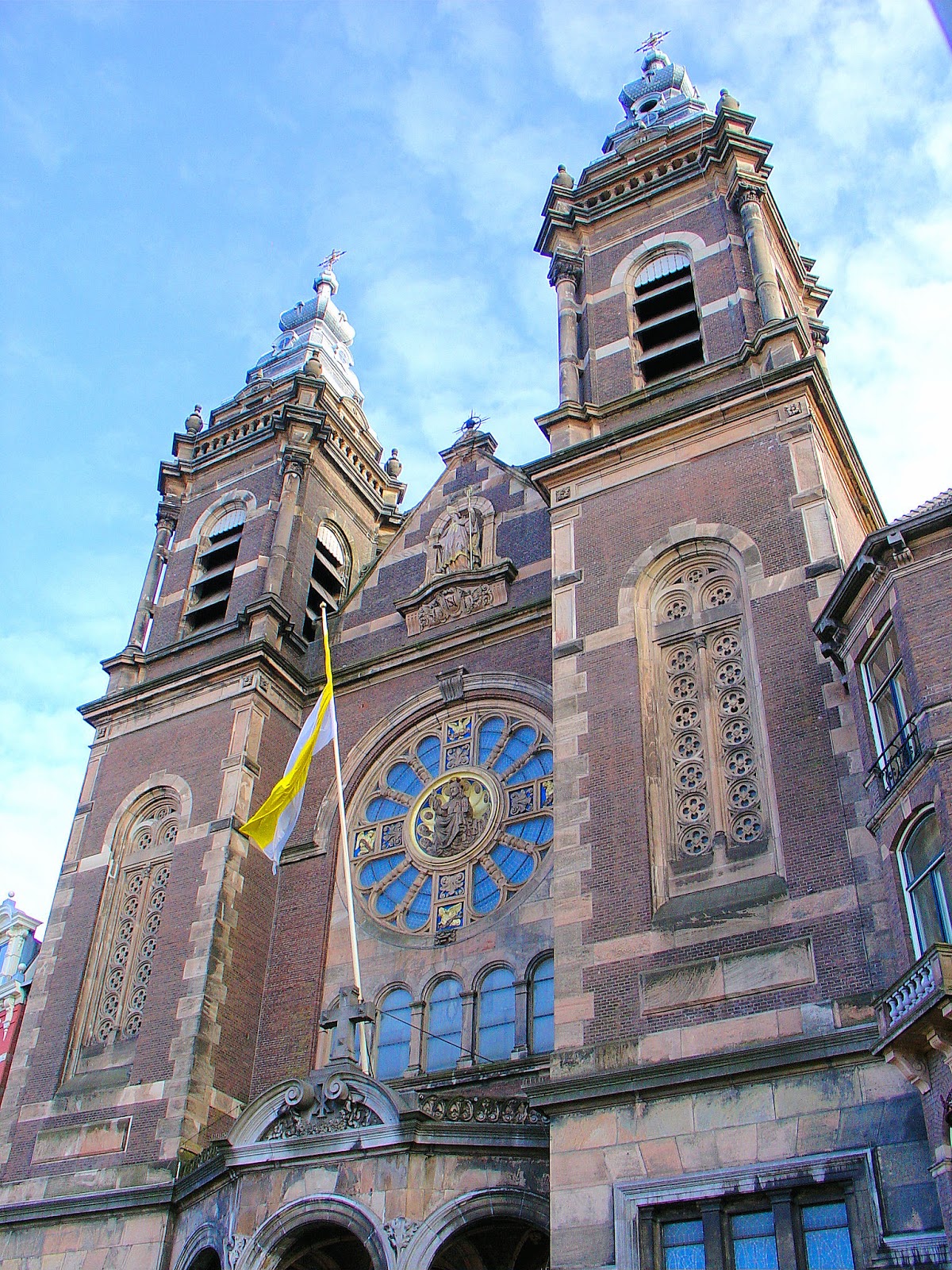 Basilica di San Nicola - Amsterdam | Secret World Trip Planner