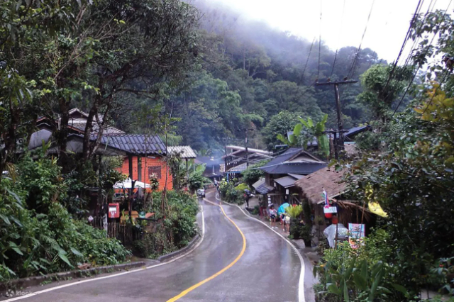 The Village of Mae Kampong — Huai Kaeo