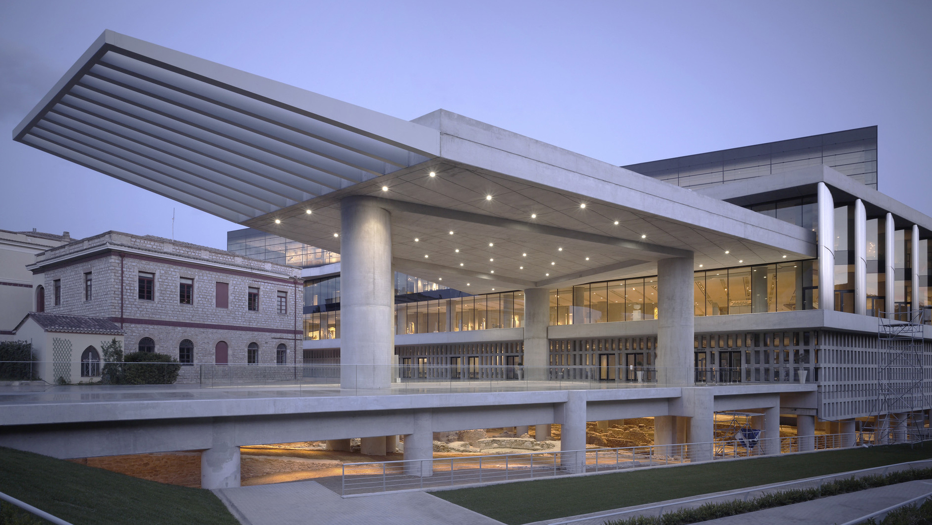 Néo Mouseío Akrópolis (Neues Akropolis-Museum) - Athens | Secret World Trip Planner