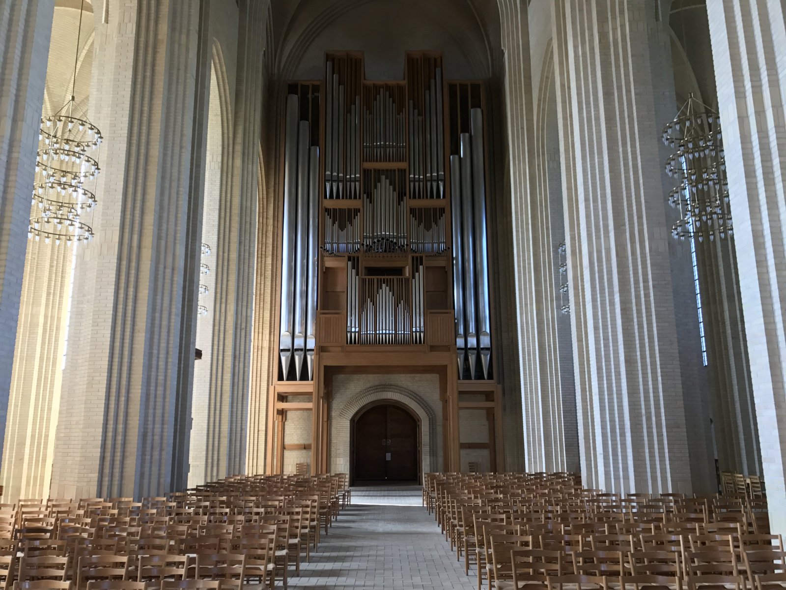 Die Grundtvig-Kirche in Kopenhagen - København | Secret World Trip Planner