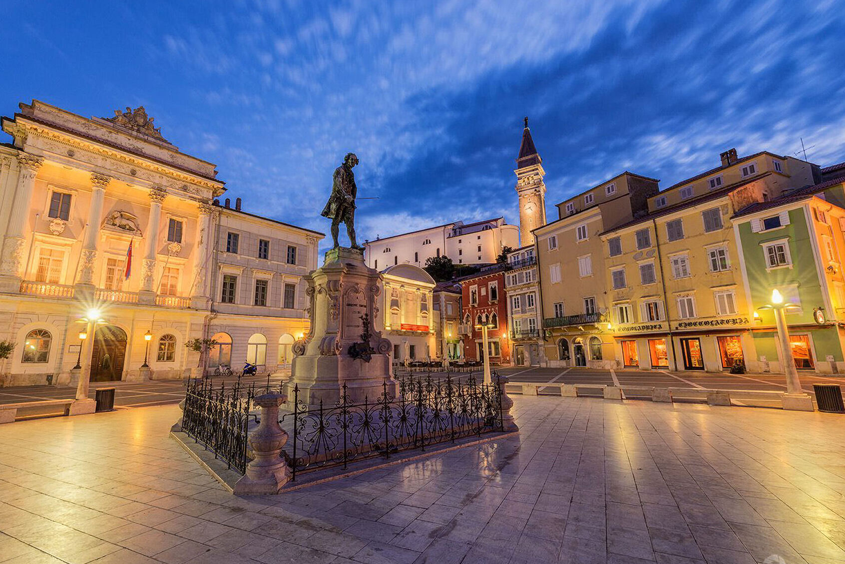 Piran: Tartini Square — Piazza Tartini
