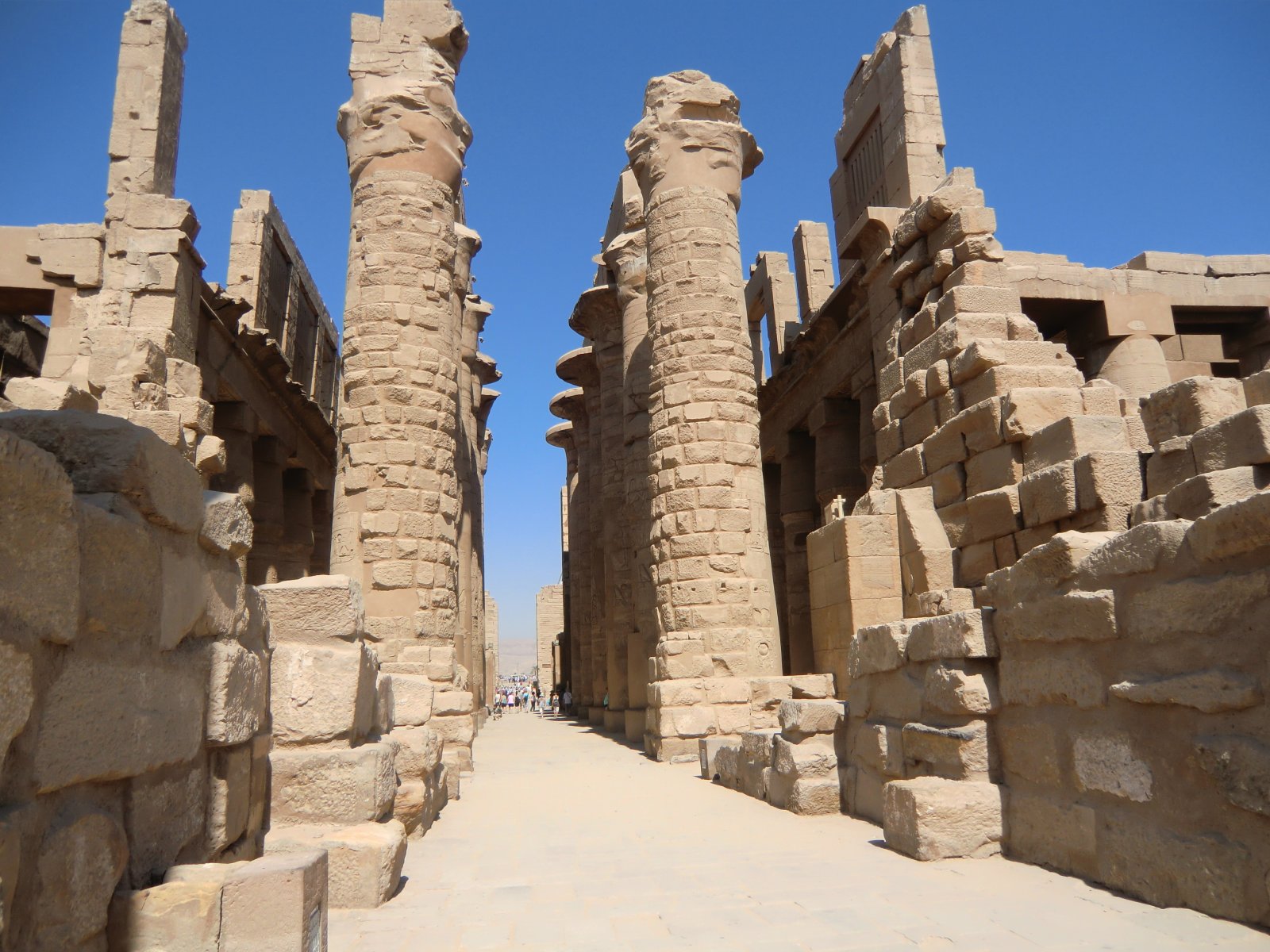 Karnak: die größte antike Tempelanlage der Welt - Luxor | Secret World Trip Planner