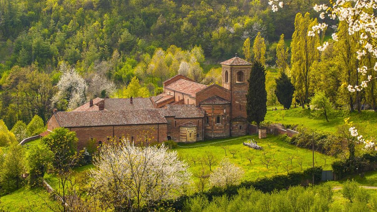 Abbey of Santa Maria di Vezzolano - Albugnano | Secret World Trip Planner