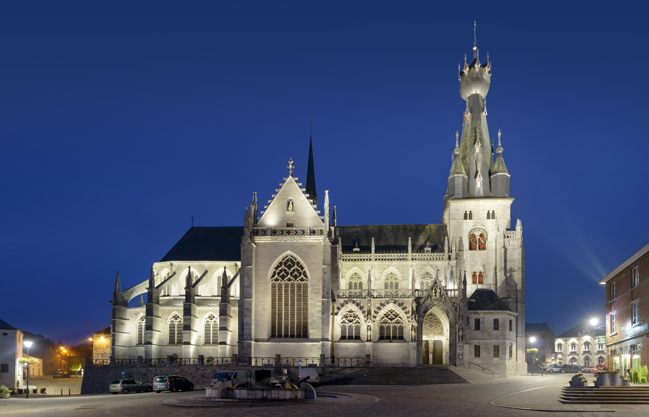 Die Basilika von Saint-Materne — Walcourt