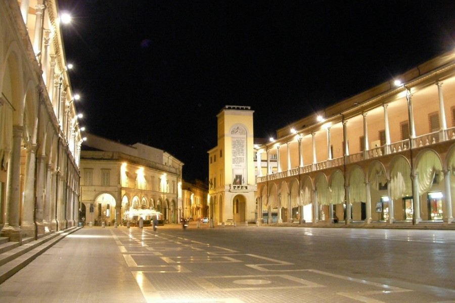 ഫെൻസ - Faenza | Secret World Trip Planner