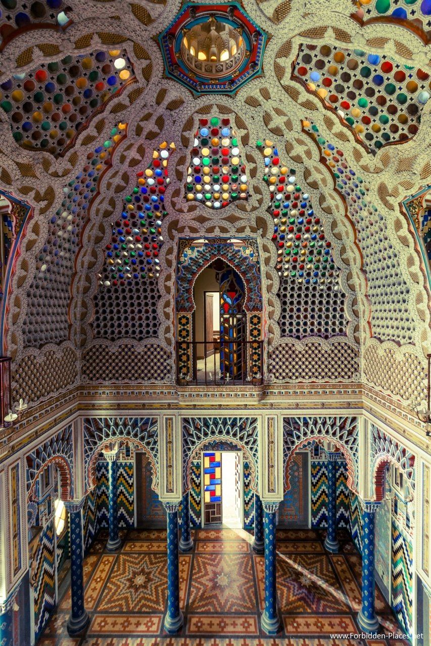 ಸಮ್ಮೆಝಾನೊ ಕ್ಯಾಸಲ್ - Leccio | Secret World Trip Planner