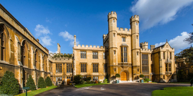 Lambeth Palace - Londra SE1 7JU | Secret World Trip Planner