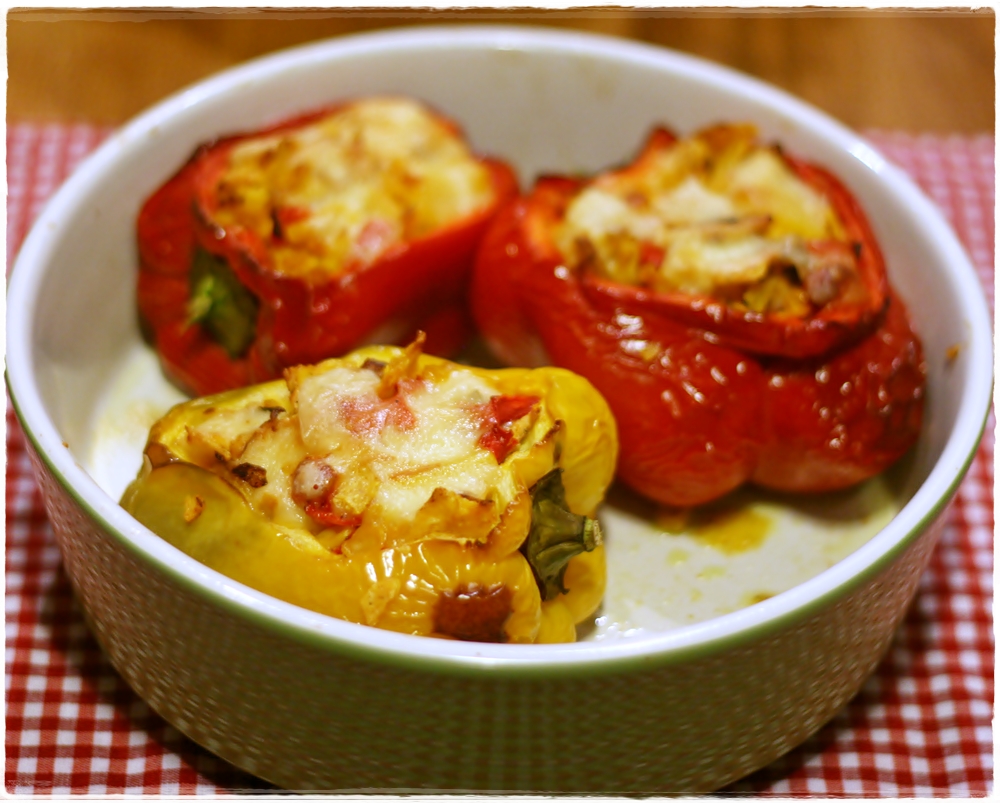 Stuffed bell pepper or Puparuolo 'mbuttunato - Napoli | Secret World Trip Planner