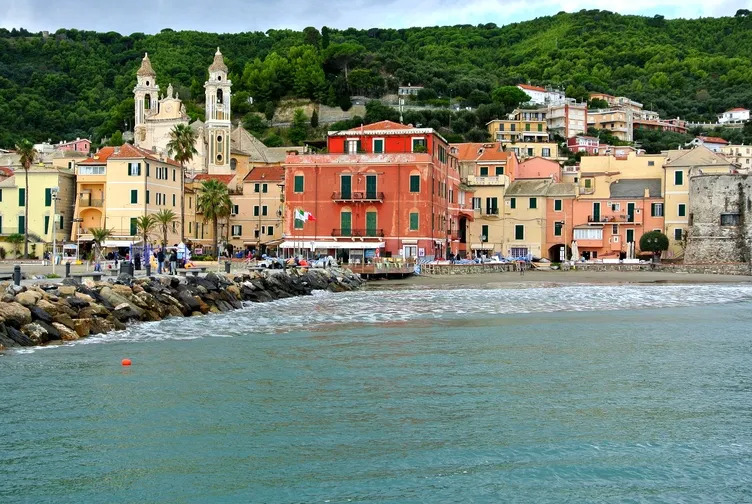 Laigueglia, the ancient fishing village - Laigueglia | Secret World Trip Planner