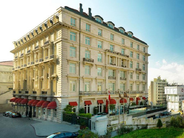Pera Palace Hotel — Tepebaşı Cd. No:52