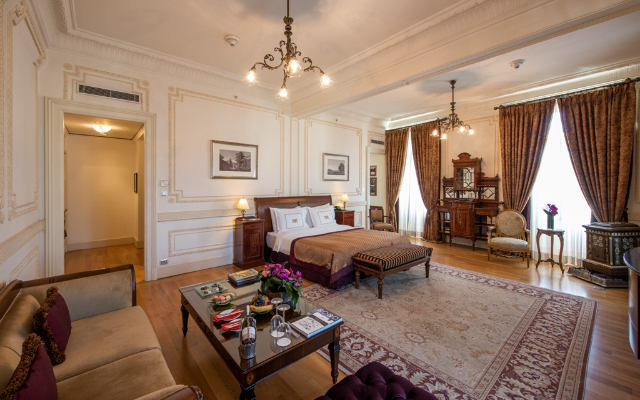 Pera Palace Hotel - Tepebaşı Cd. No:52 | Secret World Trip Planner