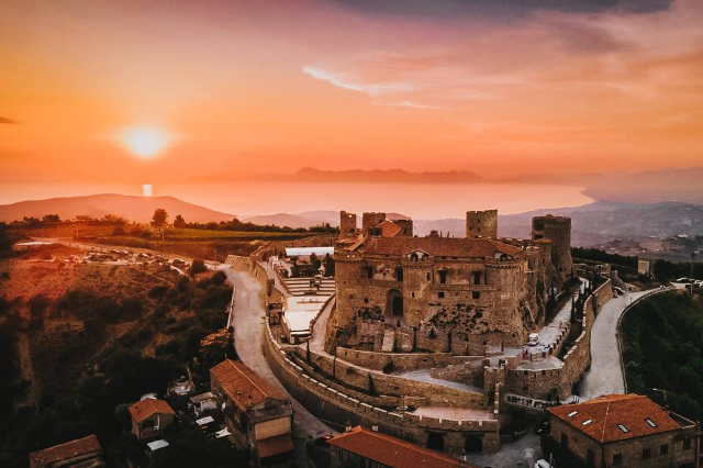 Hrad Rocca Cilento - Rocca Cilento | Secret World Trip Planner