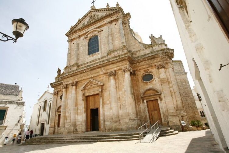 Locorotondo: the Church of San അരെസ്സോയിലെ - Locorotondo | Secret World Trip Planner