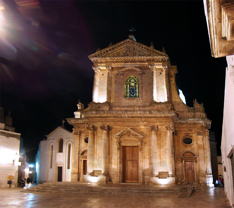 Locorotondo: the Church of San അരെസ്സോയിലെ - Locorotondo | Secret World Trip Planner