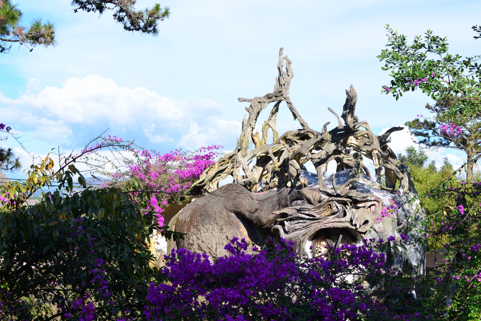 The Crazy House of Dalat in Vietnam - Thành phố Đà Lạt | Secret World Trip Planner