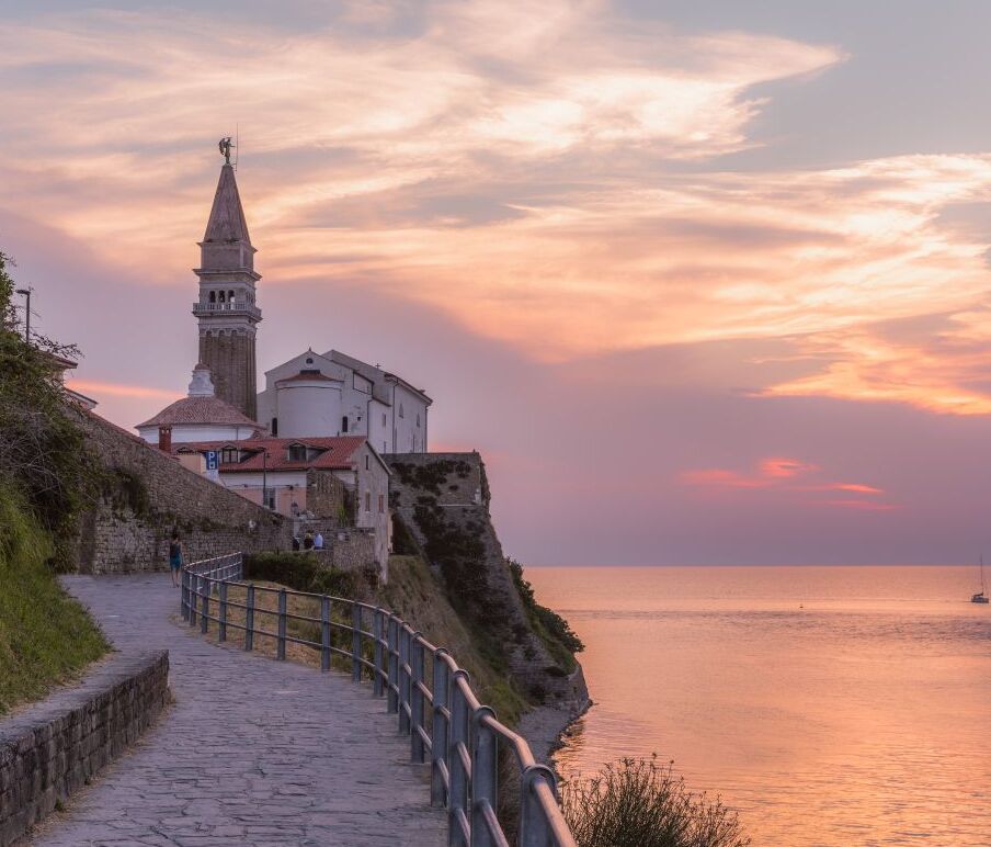 The path between Fiesso and Pirano — Fiesa