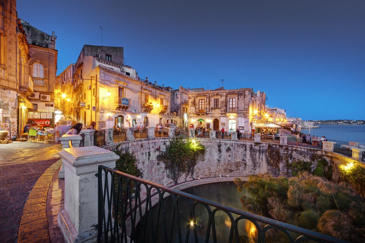 Syracuse and the rocky necropolis of Pantalica - Siracusa SR | Secret World Trip Planner