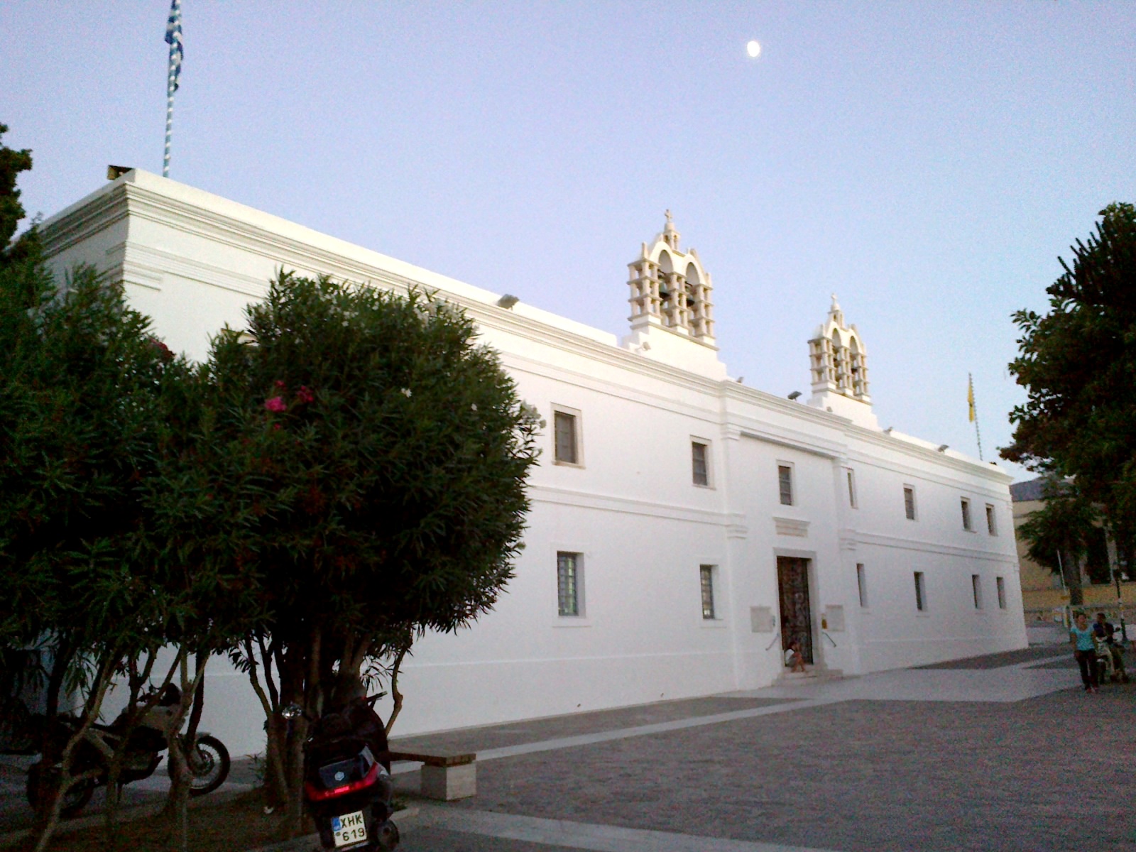 The church of Paroikia, the Saint Sophia of the Aegean - Paros | Secret World Trip Planner