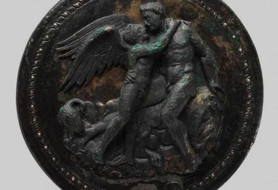 The mirror of Eros in Vergina — Verghina