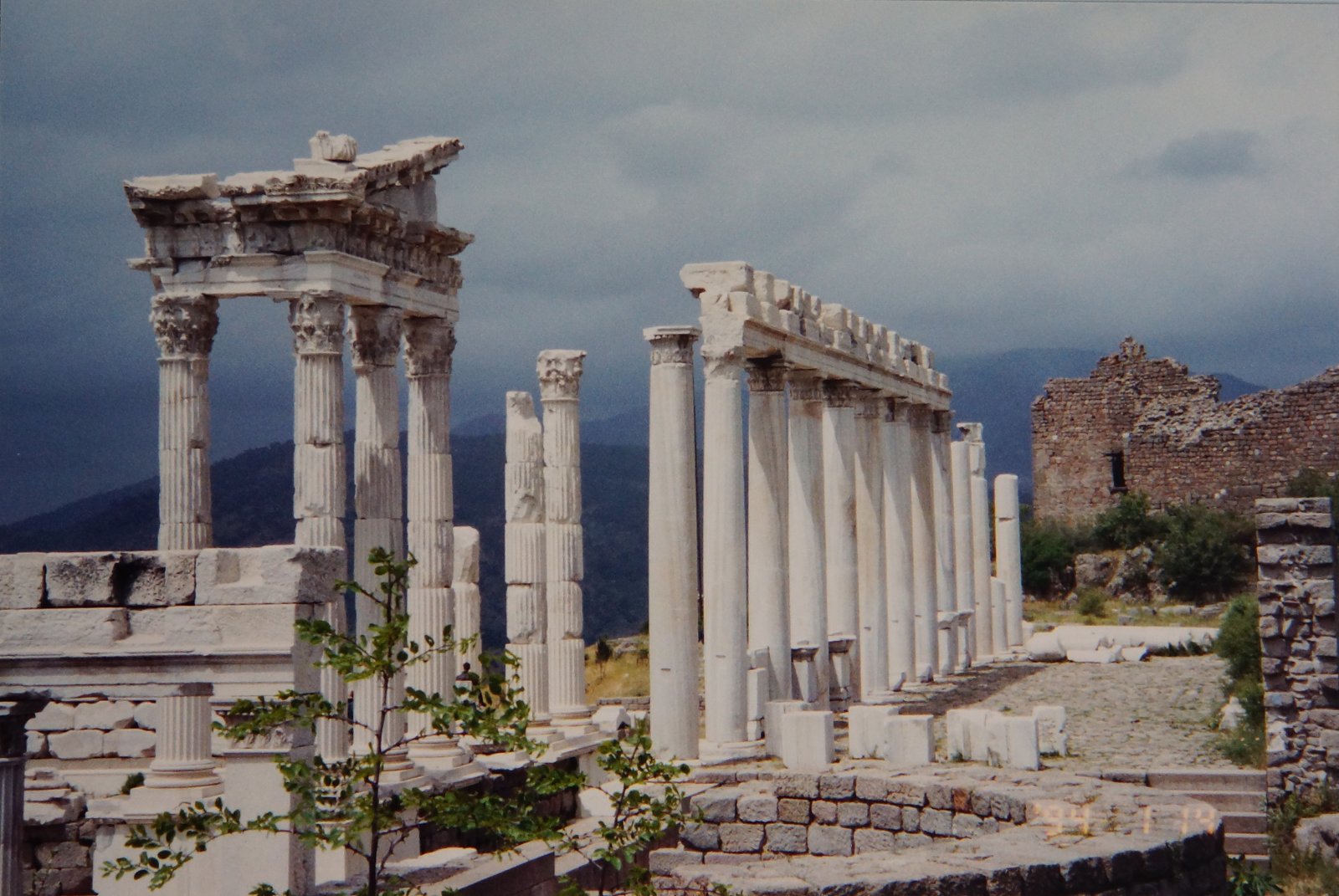 Izmir ist jetzt die Pergamon am nächsten gelegene Großstadt - Hamzal?süleymaniye Mahallesi | Secret World Trip Planner