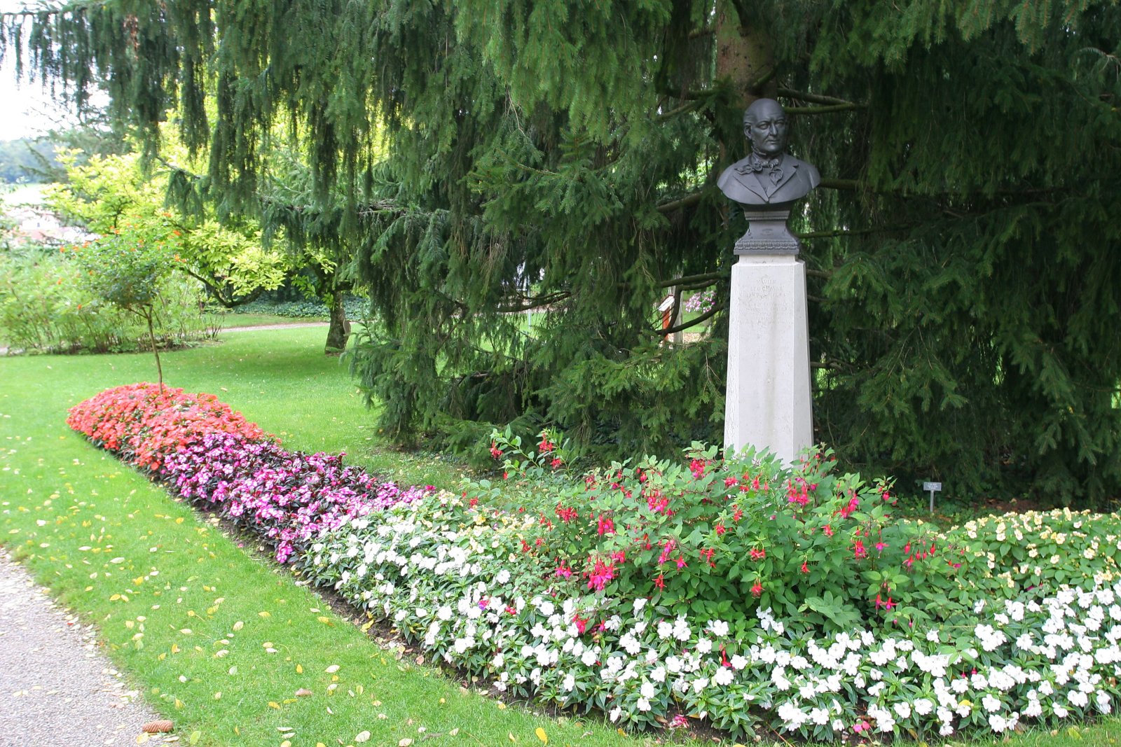 Der Jurassica Jardin botanique in der Schweiz - Porrentruy | Secret World Trip Planner