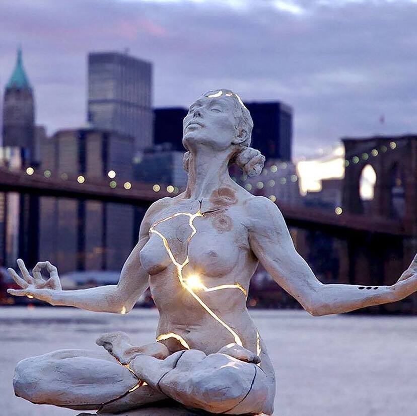 Expansion: an incredible statue — Brooklyn