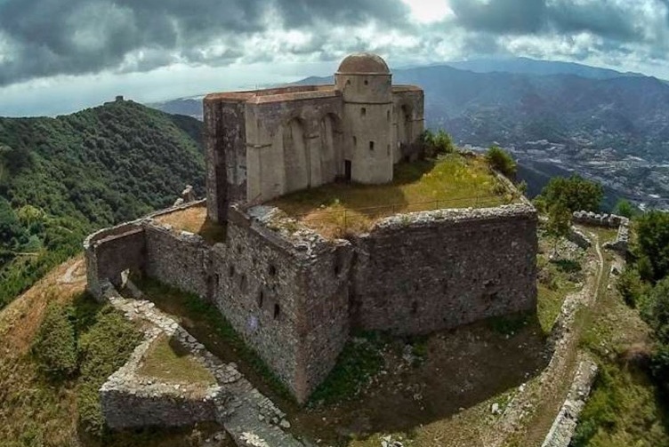 Forte Diamante - Genova | Secret World Trip Planner
